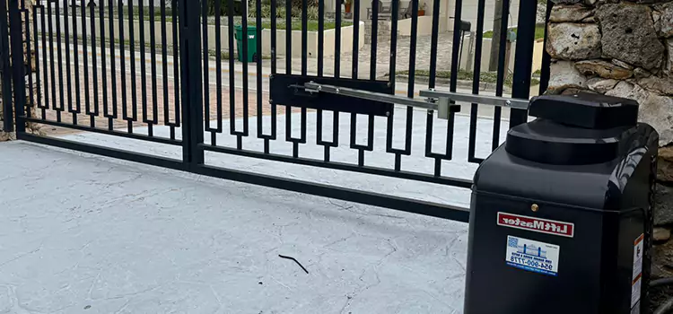 Seamless Installation and Support for Your New Gate in Sainte-Julie, QC
