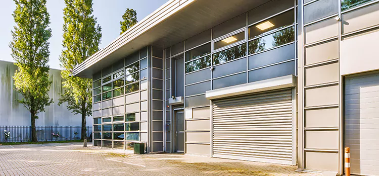 Commercial Garage Door Installation Sainte-Julie