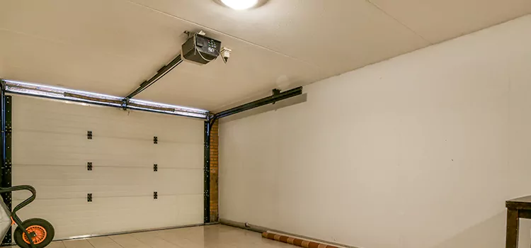 Top-Rated Garage Door Opener Installation in Sainte-Julie, QC