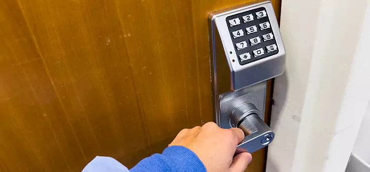 Why Choose Us for Your Keypad Lock Needs in Sainte-Julie, QC?